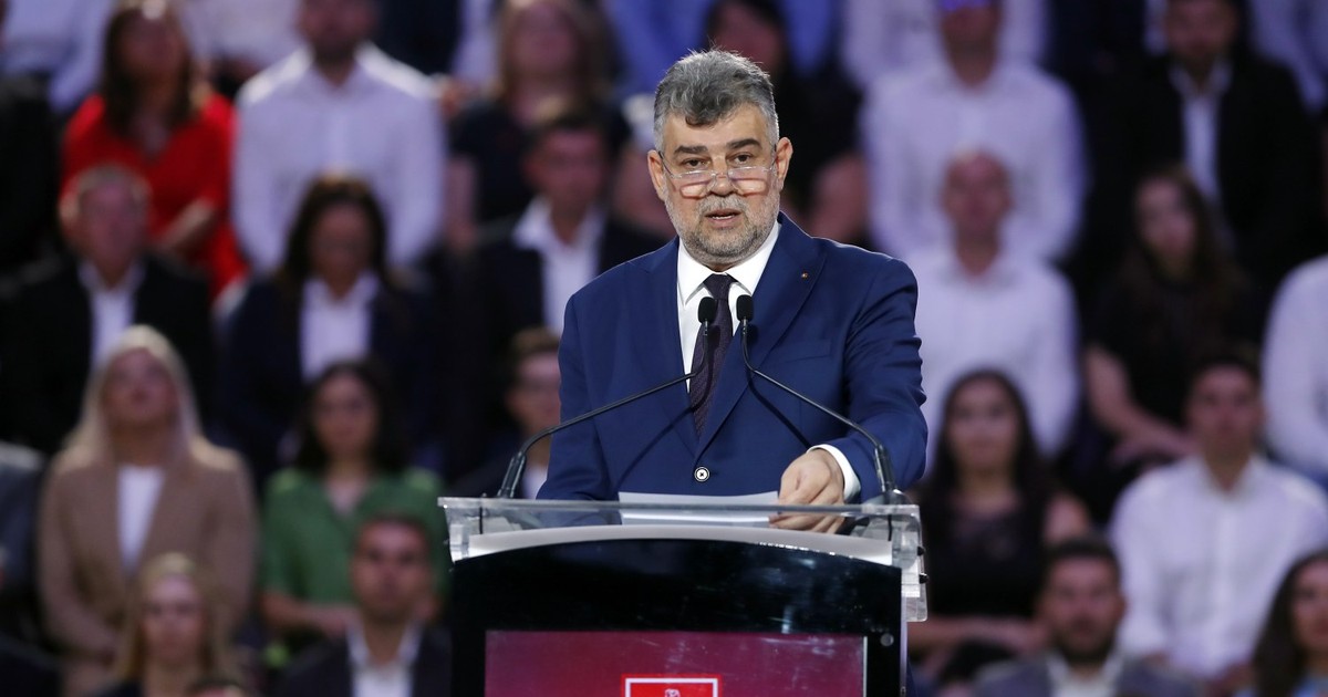 Presedintele PSD, Marcel Ciolacu, vorbeste la Congresul unde a fost reales presedinte PSD in august 2020