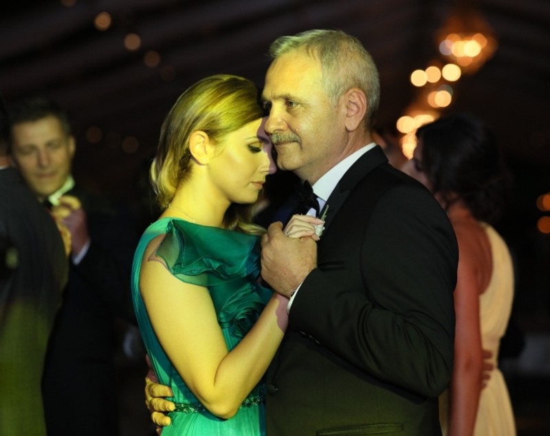 Dovada că iubita lui Liviu Dragnea și-a făcut operație estetică. Așa arăta Irina Tănase când l-a cunoscut pe liderul PSD (FOTO)