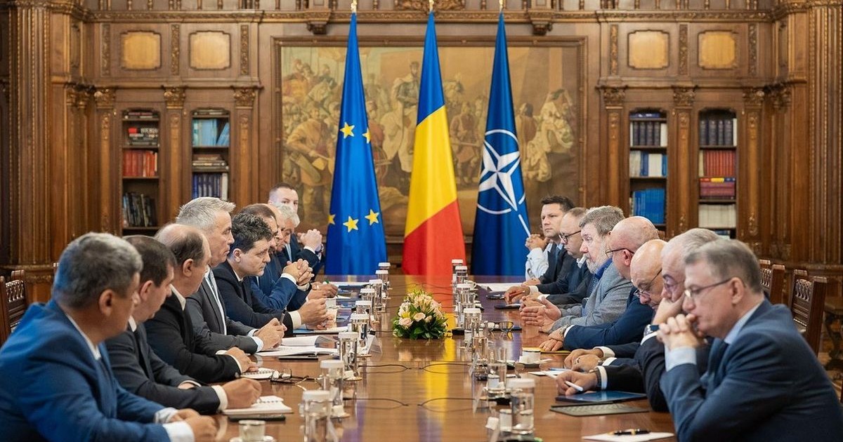 Președintele Nicușor Dan discută cu reprezentanți ai sindicatelor