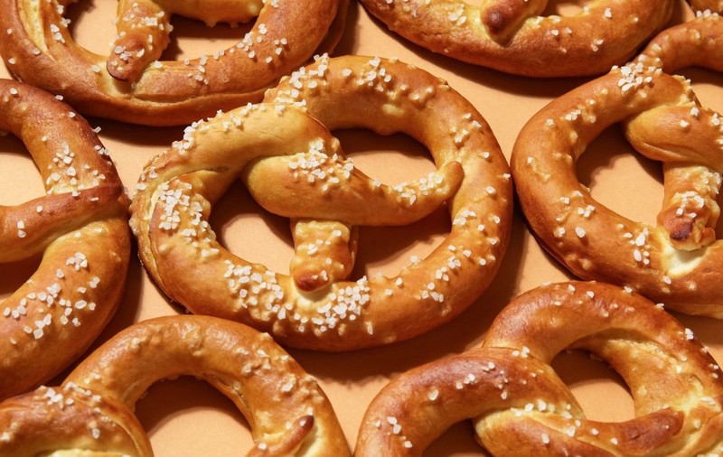Cel mai mare angajator din industria alimentară a României este un producător de covrigi