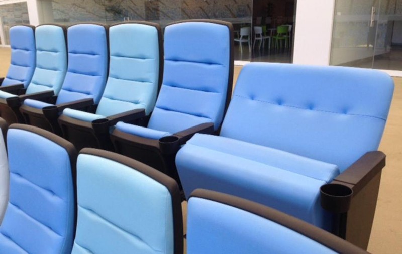 FIFA a decis: scaune pentru obezi la Cupa Mondială din Brazilia!