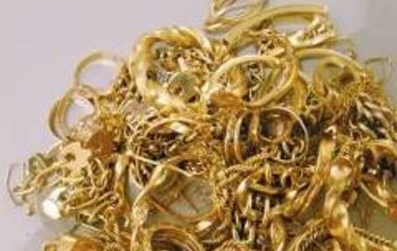 Au găsit hoţii care au furat 20 de kilograme de aur din magazinul Obor din Bucureşti