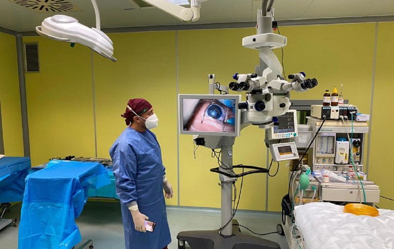 Un român a vandalizat toate sălile de operație dintr-un spital italian, după ce a fost internat pentru că acuza probleme cardiace