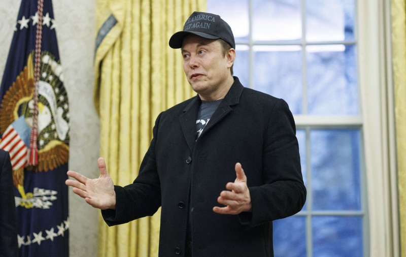 Noul director al FBI, Kash Patel, le-a cerut angajaților agenției să-l ignore pe Elon Musk