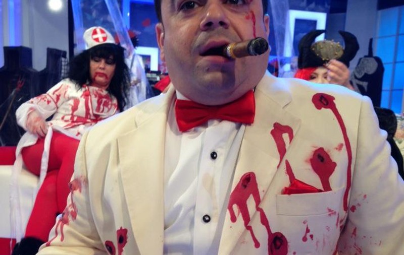 EXCLUSIV/ De la bal, la spital! Adrian Minune a ajuns la Camera de gardă după ce a fost mușcat de un picior