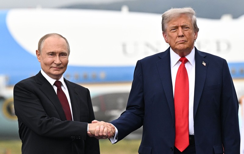 SUA vor ca un summit între Trump, Putin și Zelenski să aibă loc la doar 250 de kilometri de România, pe terenul prietenului președintelui rus
