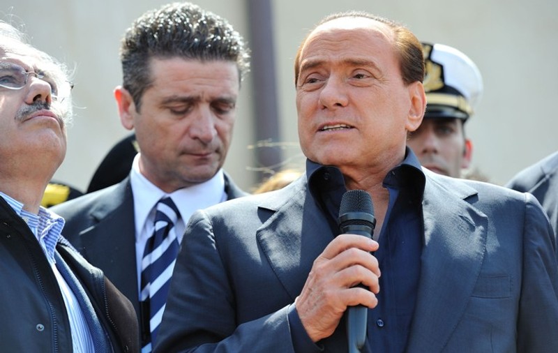 Încă un scandal! Numele lui Berlusconi, într-un raport al americanilor privind traficul de persoane