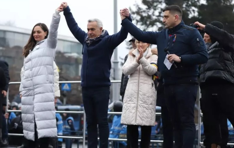 Serviciul secret rus SVR, acuzat de presa franceză că a sprijinit candidatura lui Călin Georgescu: „Rusia a pregătit operațiunea încă din 2023”