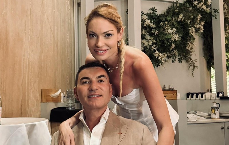 Cristi Borcea, dezvăluiri inedite despre viața personală. „Și Valentina a știut, nu m-a luat de la bibliotecă. Le aveam combinate pe toate”