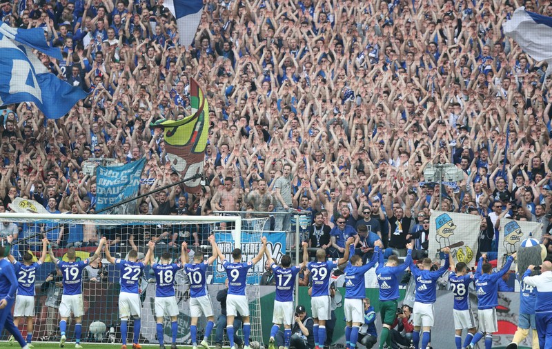 Bundesliga Germania, etapa a 30-a. Schalke a câștigat derby-ul cu Dortmund. Mainz a bătut-o pe Freiburg | VIDEO