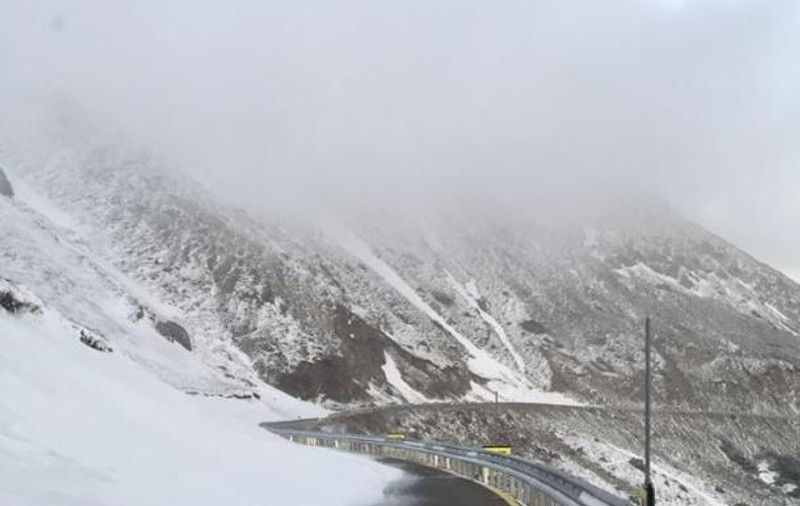Măsuri speciale la nivel național, din cauza vremii rele. Ce restricții de circulație sunt și ce drumuri s-au închis