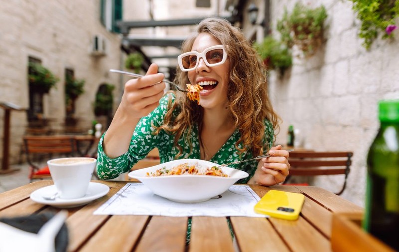 Lanț românesc de restaurante intră în insolvență, deși are aproape 40 de localuri și 400 de angajați