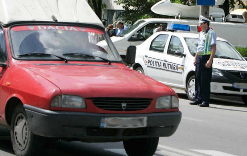 105 permise reţinute în 3 ore, pe două bulevarde!