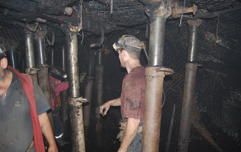 Proiect pentru salvarea mineritului românesc: Energia termoelectrică subvenţionată de stat!