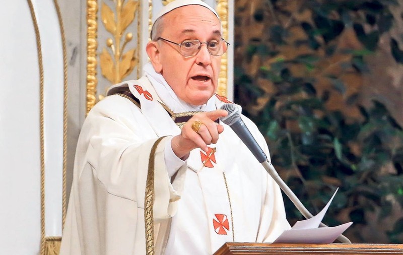 PAPA FRANCISC va SCHIMBA CONDUCEREA BĂNCII VATICANULUI! Profitul S-a PRĂBUŞIT cu 97% anul trecut!