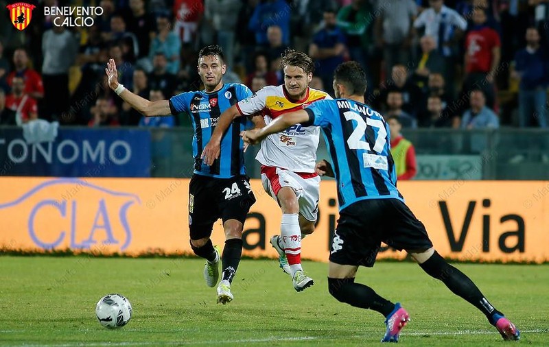 Carpi - Benevento, în finala pentru Serie A. George Pușcaș a marcat pentru Benevento în meciul cu Perugia