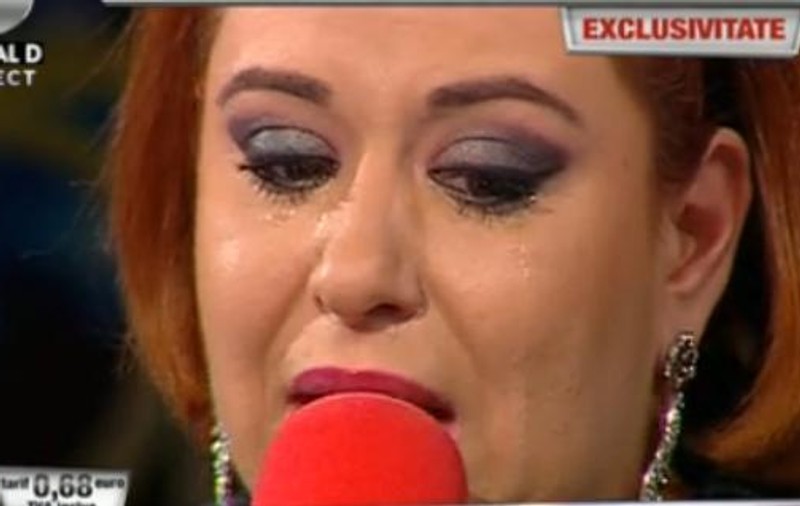 Oana Roman, ÎN LACRIMI. Vezi ce amintiri o MARCHEAZĂ încă! FOTO