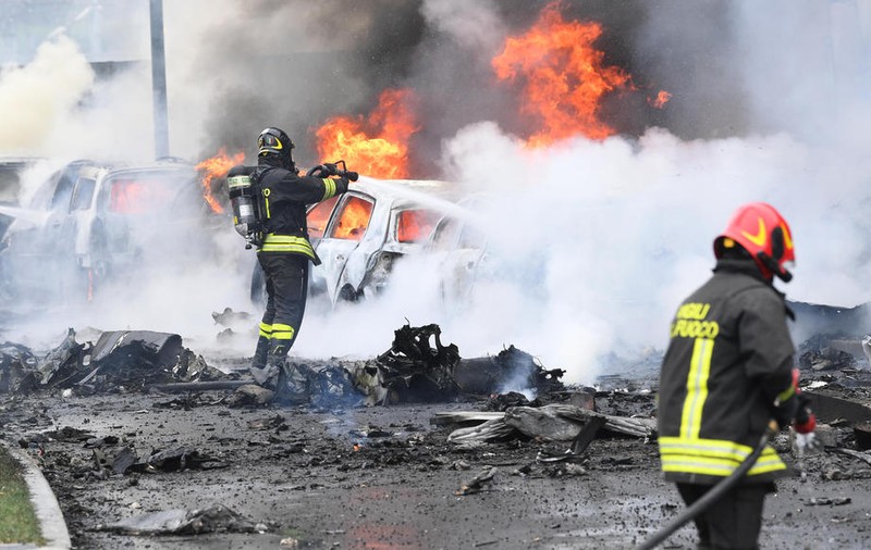 Noi dezvăluiri în cazul avionului românesc prăbușit în Italia. Ce s-ar fi întâmplat cu miliardarul Dan Petrescu imediat după decolare