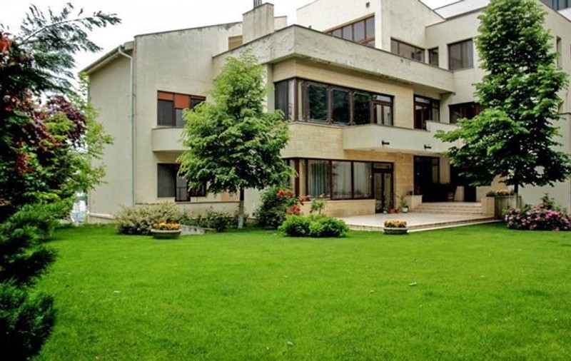 Cât costă cea mai ieftină casă de vânzare în Floreasca? Cea mai scumpă se vinde cu aproape 4 milioane de euro