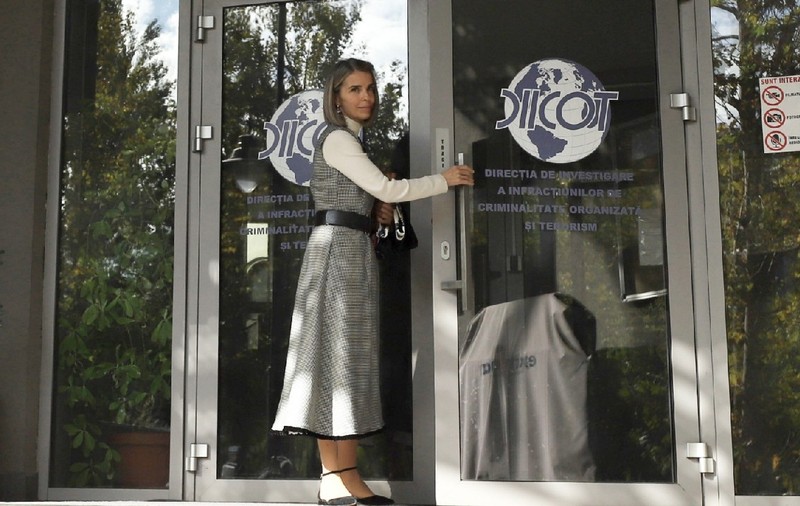 Cristela Georgescu intră în sediul DIICOT - octombrie 2026