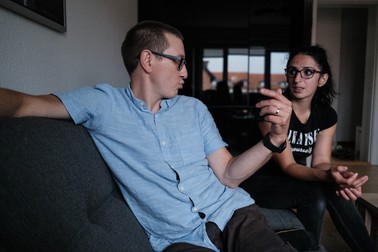 Florin și Luminița Grigore în apartamentul lor din Skagen, Danemarca