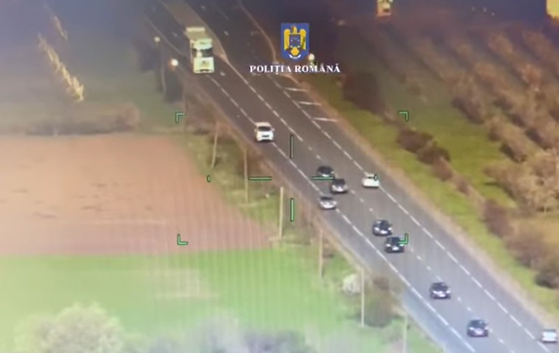 Șoferii din Iași, „vânați” din elicopter în minivacanța de Paște. Zeci de permise au fost deja reținute