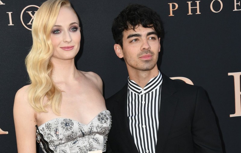 Joe Jonas și Sophie Turner au făcut a doua nuntă. Rochia uimitoare purtată de actrița din Game of Throne pentru ceremonie