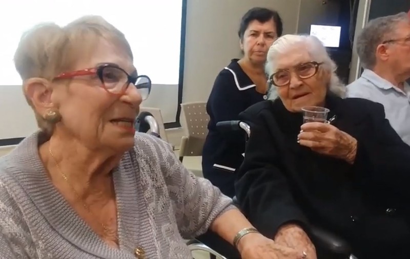 Întâlnire emoționantă între o grecoaică și doi copii evrei pe care i-a salvat în timpul Holocaustului