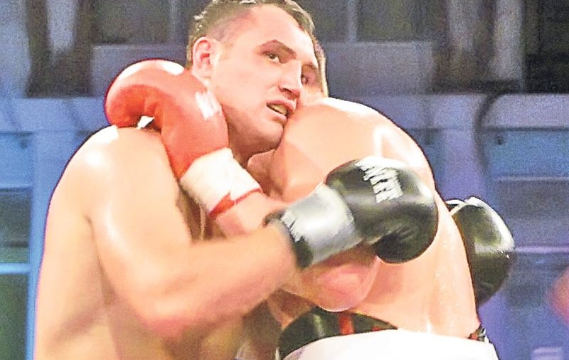 «În ring, eu sunt regele» | Război total între Christian «Hammer» Ciocan şi Kevin Johnson înaintea galei de vineri!