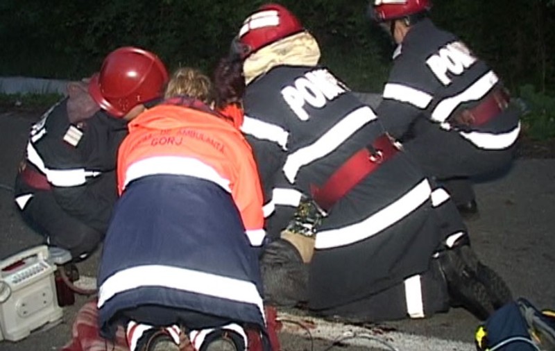 Un tânăr a murit într-un accident la Tismana. Destinul face ca fratele său să fie implicat într-un alt accident cu același șofer