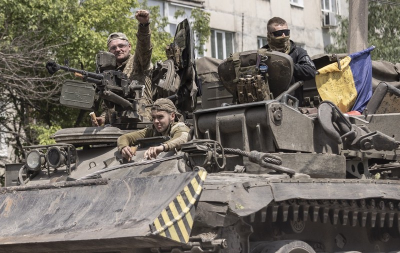 Război în Ucraina, ziua 220 | Orașul strategic Lîman a reintrat sub controlul ucrainenilor. Rusia și-a retras trupele
