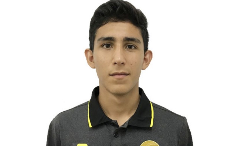 Un fotbalist de 20 de ani a murit după ce a fost înjunghiat pe stradă