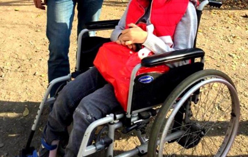 Curtea de Apel Ploiești i-a șters doi ani din pedeapsa inițială unui bărbat care și-a violat fata în vârstă de 13 ani, aflată într-un scaun cu rotile