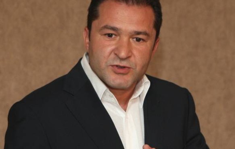 Elan Schwartzenberg: "Îi ofer domunului Ghiţă şansa de a se reabilita faţă de toţi membrii echipei"