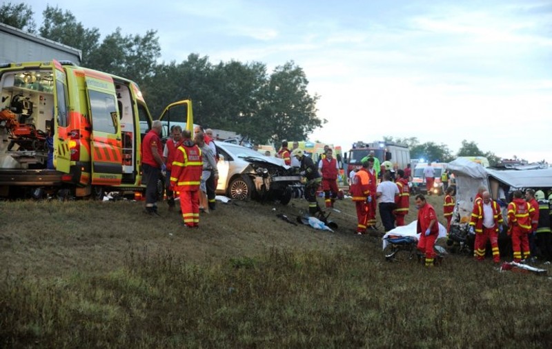Accident rutier în Ungaria | "VINA NU E A ŞOFERILOR ROMÂNI!"