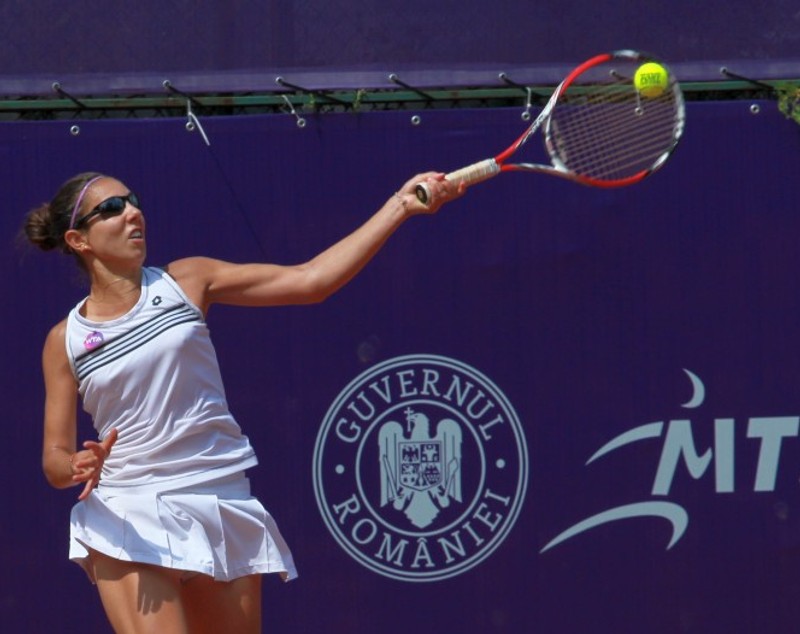 Openul de tenis al României / Cristina Dinu s-a calificat pe tabloul principal printr-o victorie la Iaroslava Șvedova
