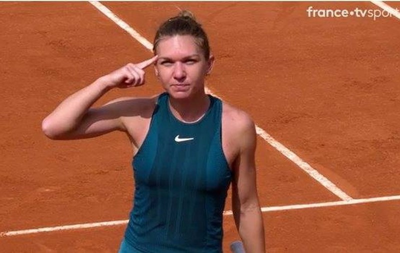Cum a învins-o Simona Halep pe Kerber. Liderul mondial a explicat gestul cu degetul la tâmplă / VIDEO