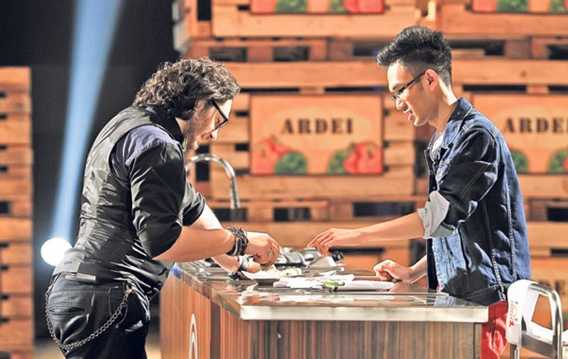 Un vietnamez vrea premiul de 50.000 € | La cea de-a doua ediţie a concursului de la PRO TV, care va debuta în această seară, s-au înscris asiatici, africani şi basarabeni
