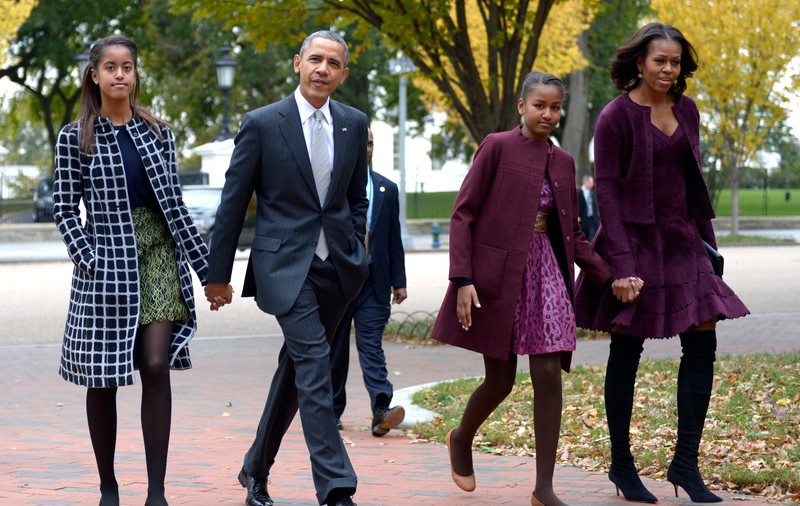 Ce frumoasă s-a făcut fata cea mică a lui Michelle și Barack Obama! Cum arată Sasha