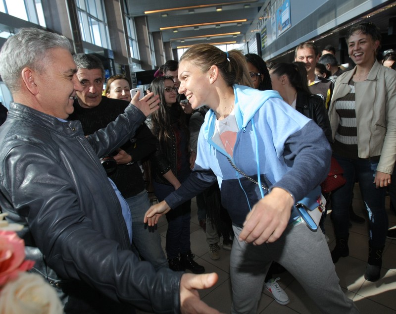 Simona Halep s-a întors acasă, dar nu va evolua cu Canada / GALERIE FOTO