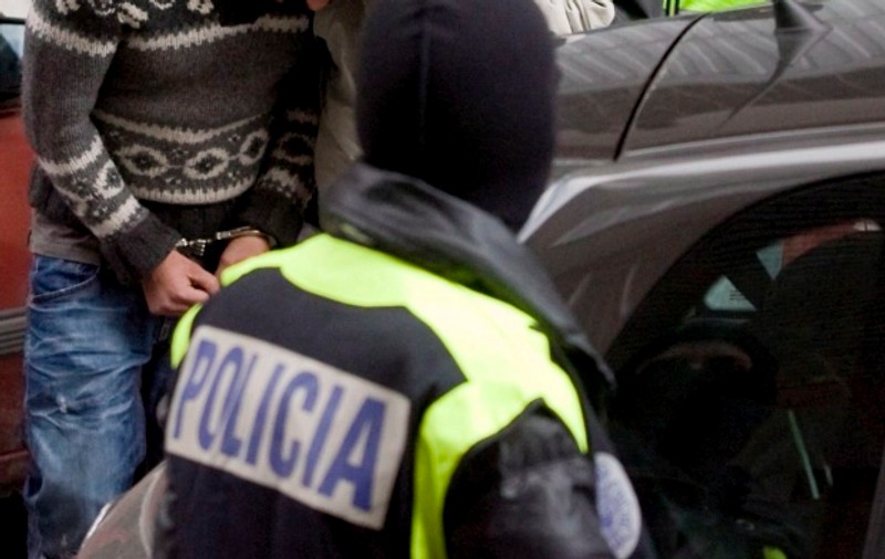 Români arestaţi în Spania pentru proxenetism