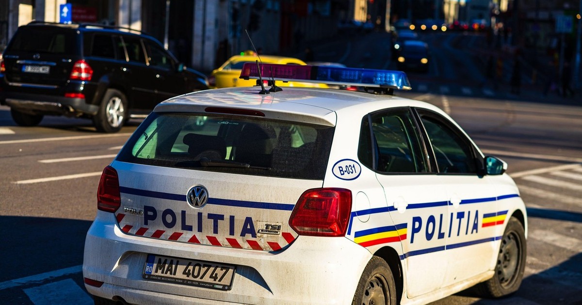 mașina de poliție