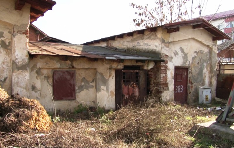 Paragină în fostele gări regale din Argeș și Dâmbovița, înainte de înmormântarea Regelui Mihai