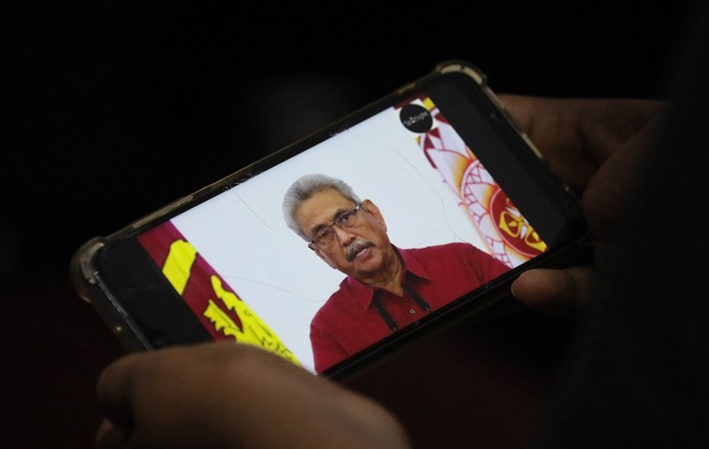 Președintele din Sri Lanka a încercat să fugă din țară, după protestele violente care au dus la demisia sa, dar nu a fost lăsat