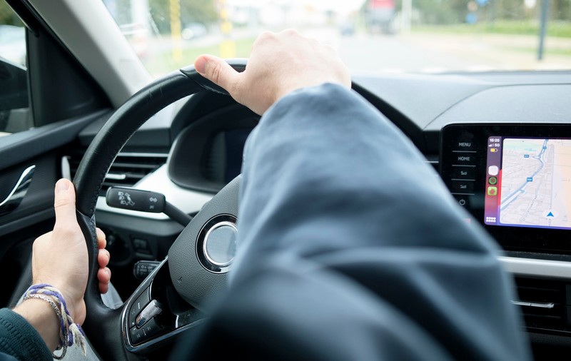 Străinii veniți la muncă în România din afara UE vor putea lucra și ca șoferi de taxi și ride-sharing