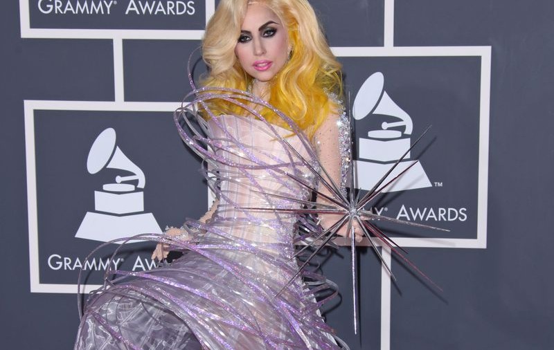 Lady Gaga a plâns după duetul cu Elton John