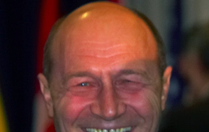 HALUCINANT! Ce făcea BĂSESCU fix când ŢARA EXPLODA la aflarea deciziei CCR care îl trimite înapoi la Cotroceni!