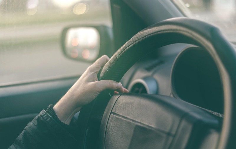 Femeie de 38 de ani, depistată la volan sub influența substanțelor psihoactive pe un bulevard din Giurgiu