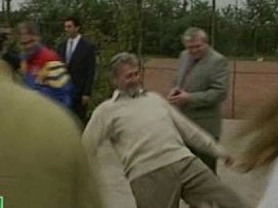 Celebra căzătură a lui Constantinescu
