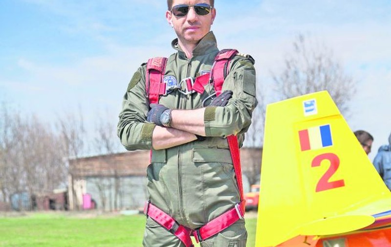 Mihai Sturzu şi-a luat brevet de pilot: «Două zile m-a usturat fundul»